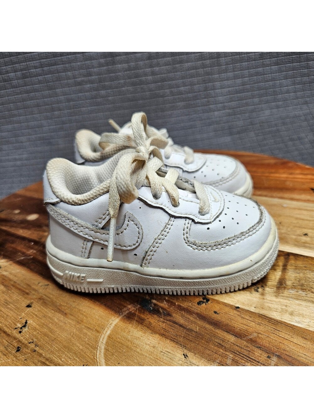 Nike Air Force 1 Low Sneakers Unisex Kids White 4C Lace-Up Breathable